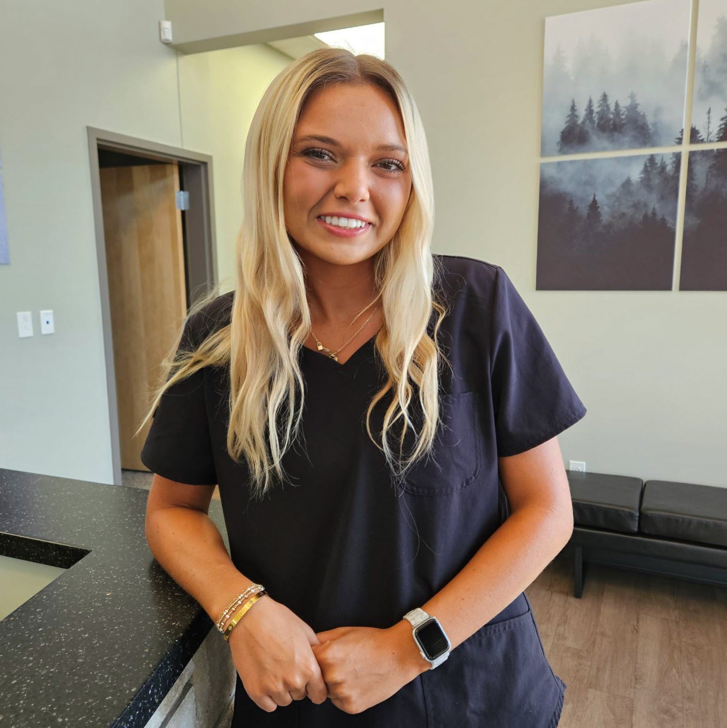 Jaclyn - Veterinary Assistant